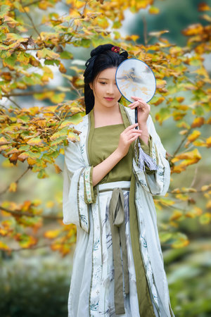 女士肛门拉屎视频